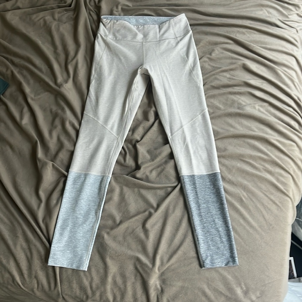 Outdoor Voices 7/8 Dipped Legging